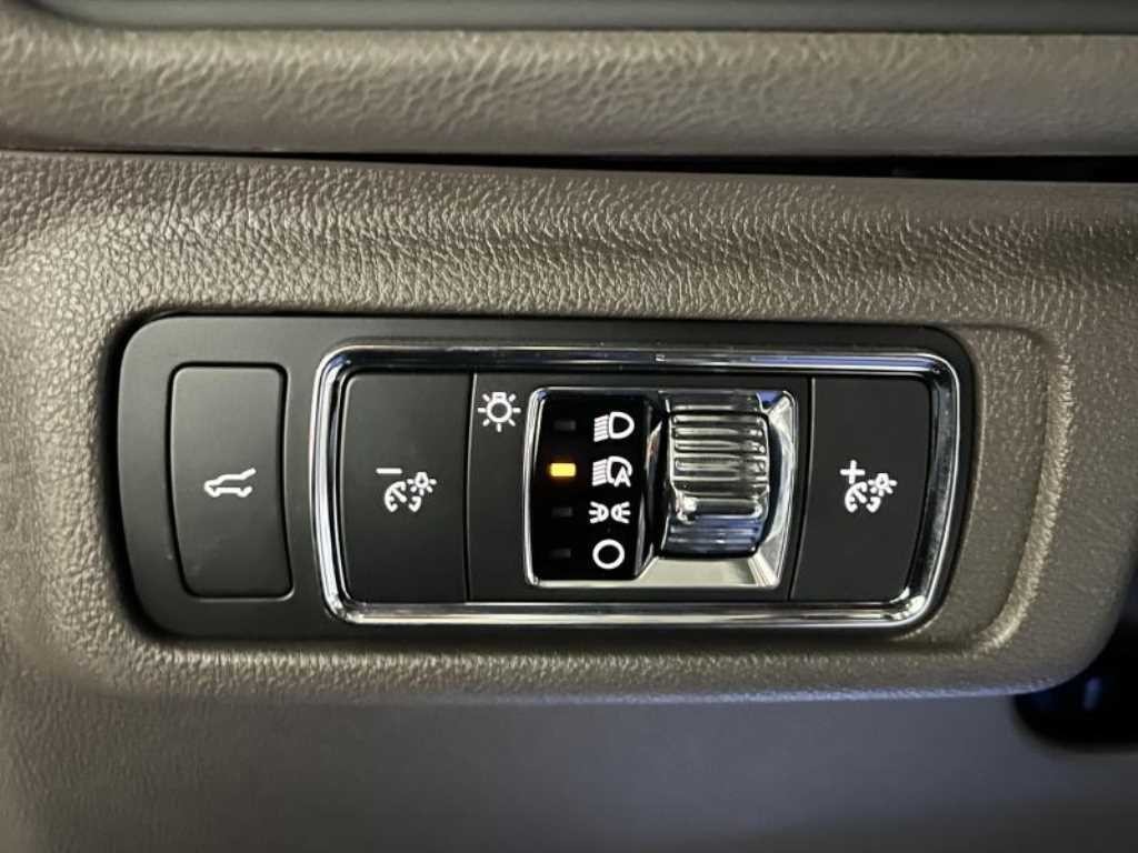 링컨 코세어 2.0 리저브 AWD 이미지 15