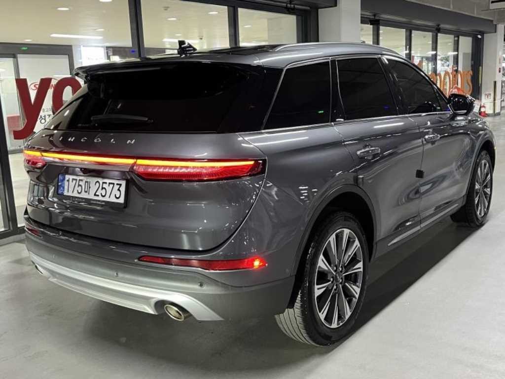 링컨 코세어 2.0 리저브 AWD 이미지 4