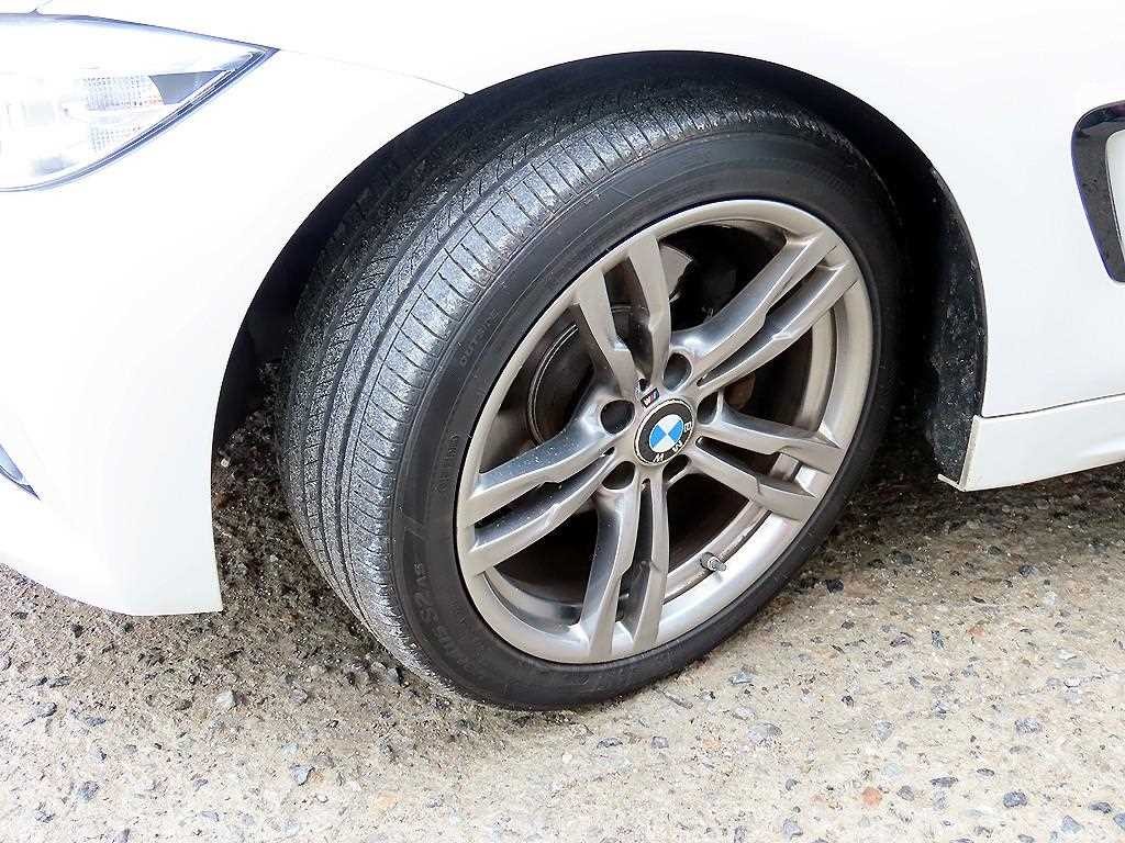 BMW 4시리즈 4시리즈 (F32) 420d xDRIVE 쿠페 M 스포츠 이미지 20