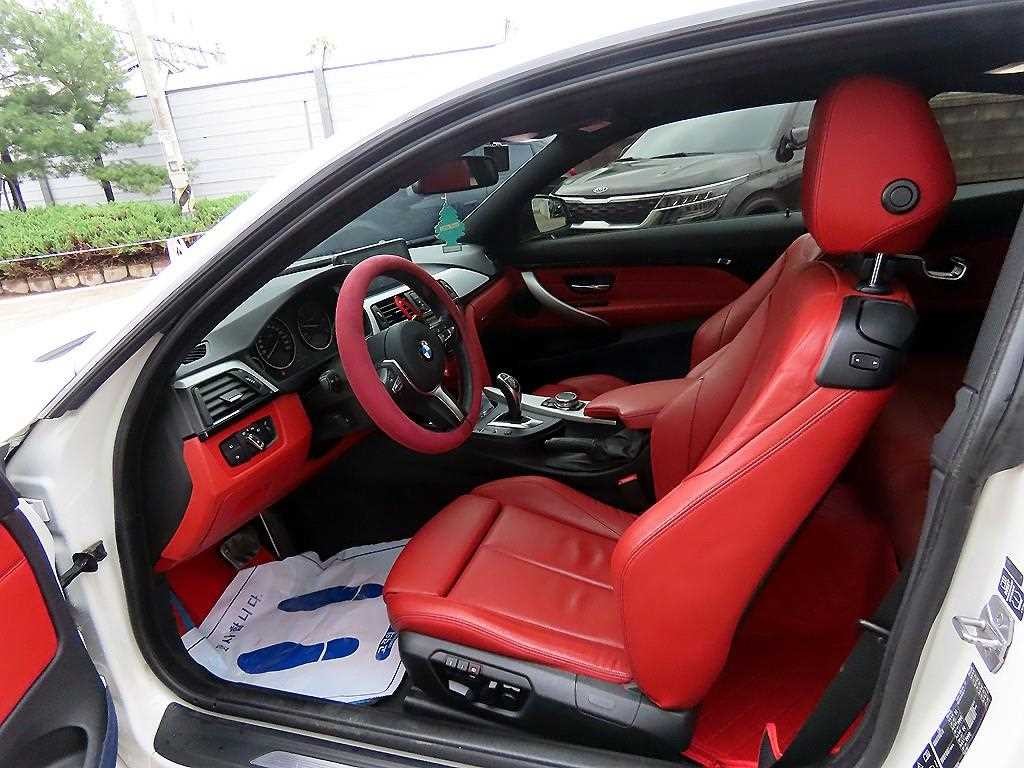 BMW 4시리즈 4시리즈 (F32) 420d xDRIVE 쿠페 M 스포츠 이미지 5