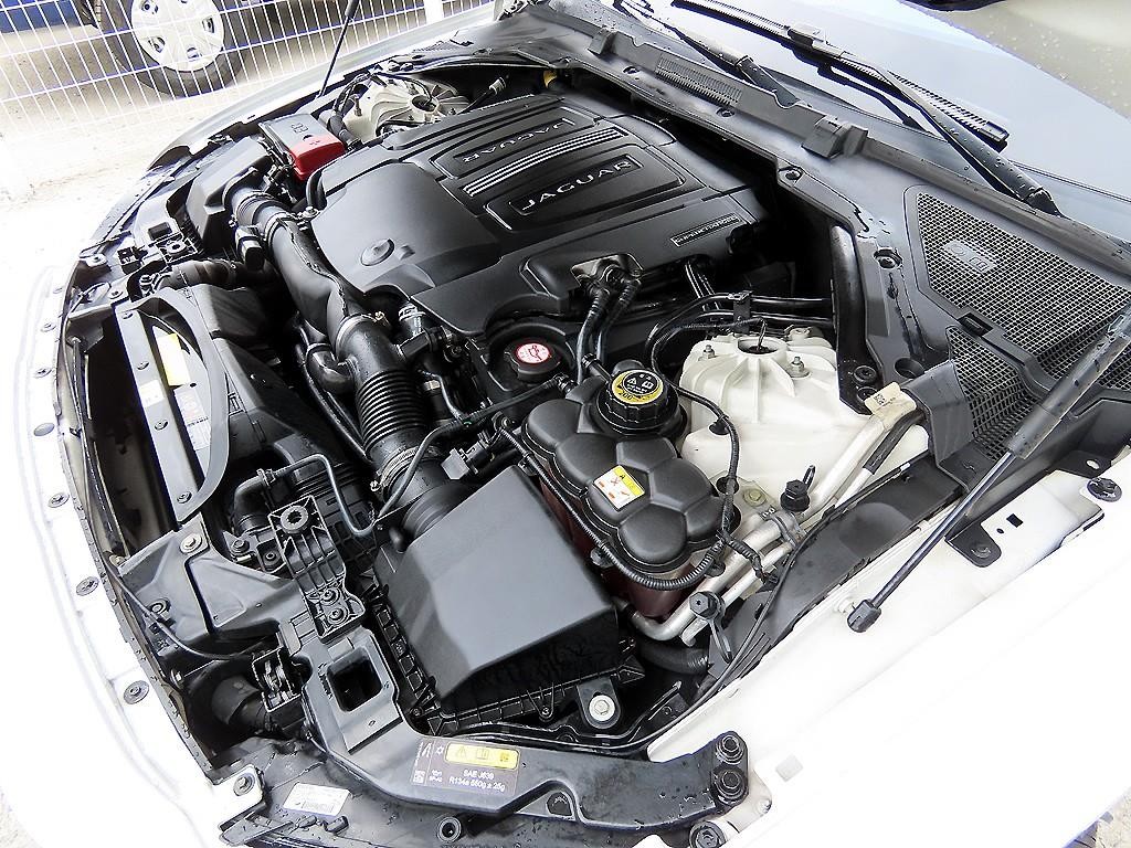 재규어 XF XF(X260) 3.0 S AWD 이미지 19