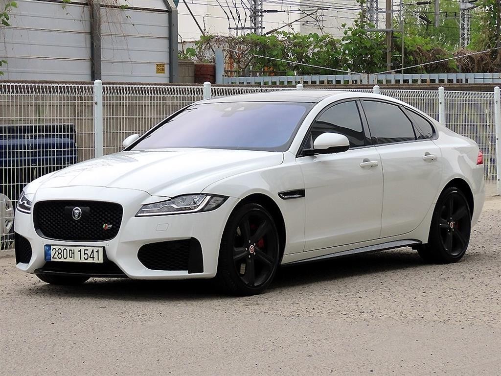 재규어 XF XF(X260) 3.0 S AWD 이미지 2
