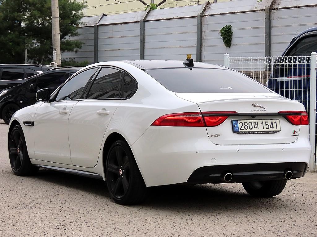 재규어 XF XF(X260) 3.0 S AWD 이미지 3