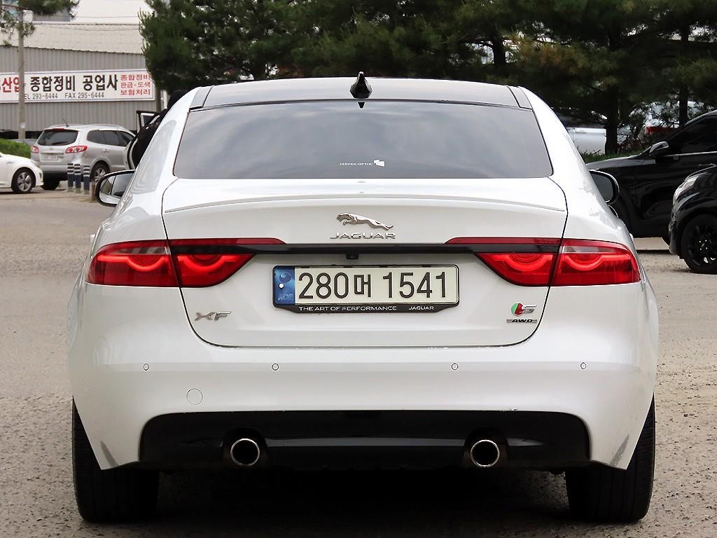재규어 XF XF(X260) 3.0 S AWD 이미지 4