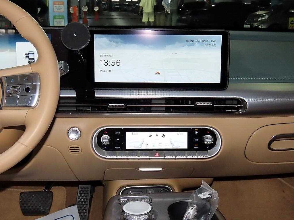 제네시스 GV60 스탠다드 2WD 이미지 11