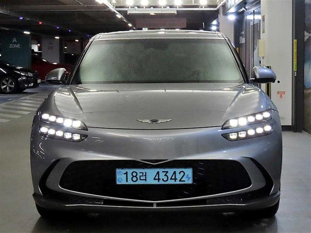 제네시스 GV60 스탠다드 2WD 이미지 2