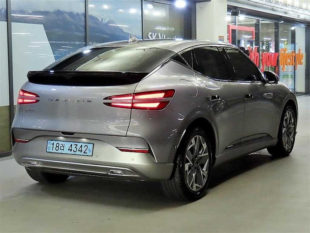 제네시스 GV60 스탠다드 2WD 이미지 4