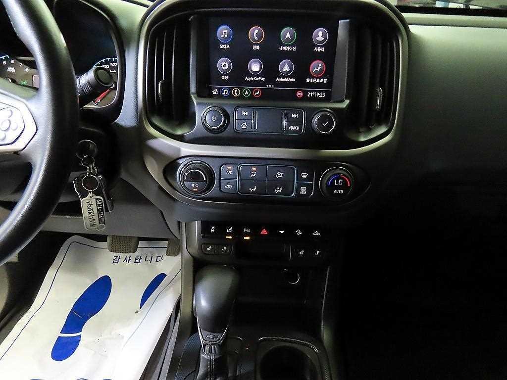 쉐보레 콜로라도 리얼 뉴 콜로라도 3.6 Z71-X 미드나잇 4WD 이미지 11