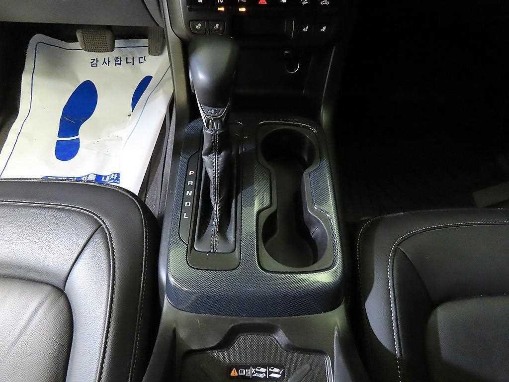 쉐보레 콜로라도 리얼 뉴 콜로라도 3.6 Z71-X 미드나잇 4WD 이미지 12