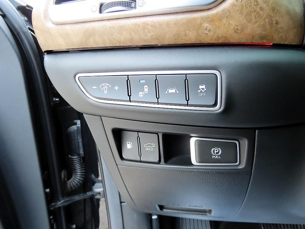 제네시스 G90 5.0 GDI AWD 프레스티지 이미지 12