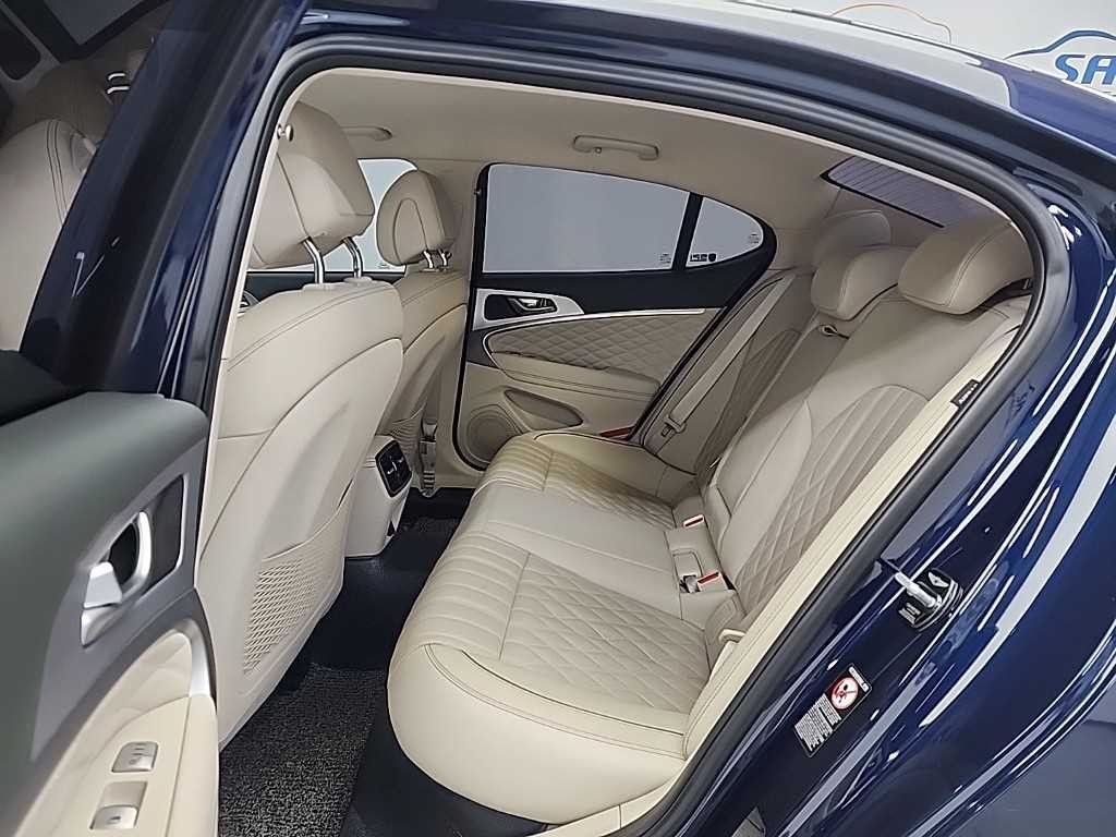 제네시스 G70 3.3T 스포츠 AWD 프레스티지 이미지 13