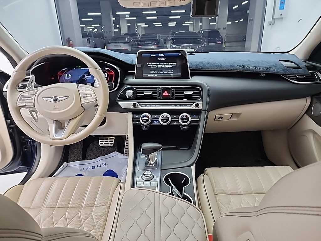 제네시스 G70 3.3T 스포츠 AWD 프레스티지 이미지 8