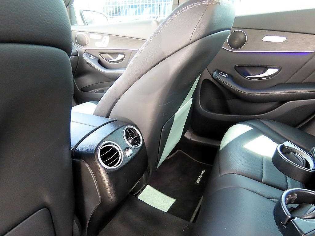벤츠 GLC 클래스 GLC클래스 X253 GLC 300 e 4MATIC 쿠페 이미지 14