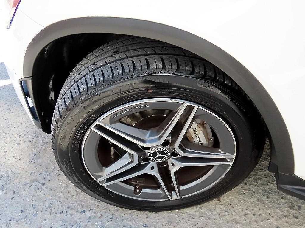 벤츠 GLC 클래스 GLC클래스 X253 GLC 300 e 4MATIC 쿠페 이미지 20