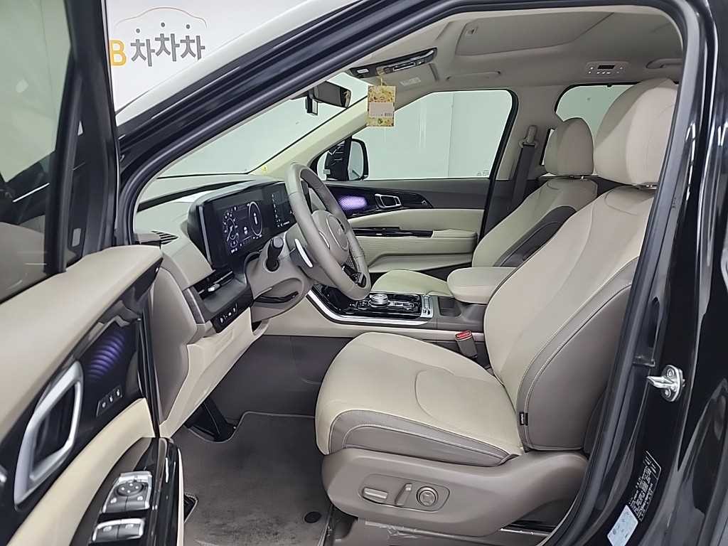 기아 카니발 카니발 4세대 디젤 9인승 시그니처 이미지 11