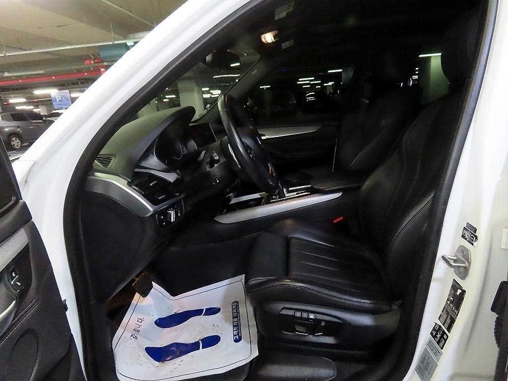BMW X5 X5 (F15) xDrive 30d M 스포츠 이미지 6