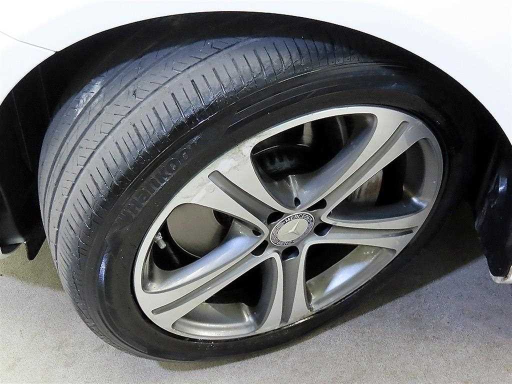 벤츠 E 클래스 E-클래스 W213 E300 아방가르드 이미지 20
