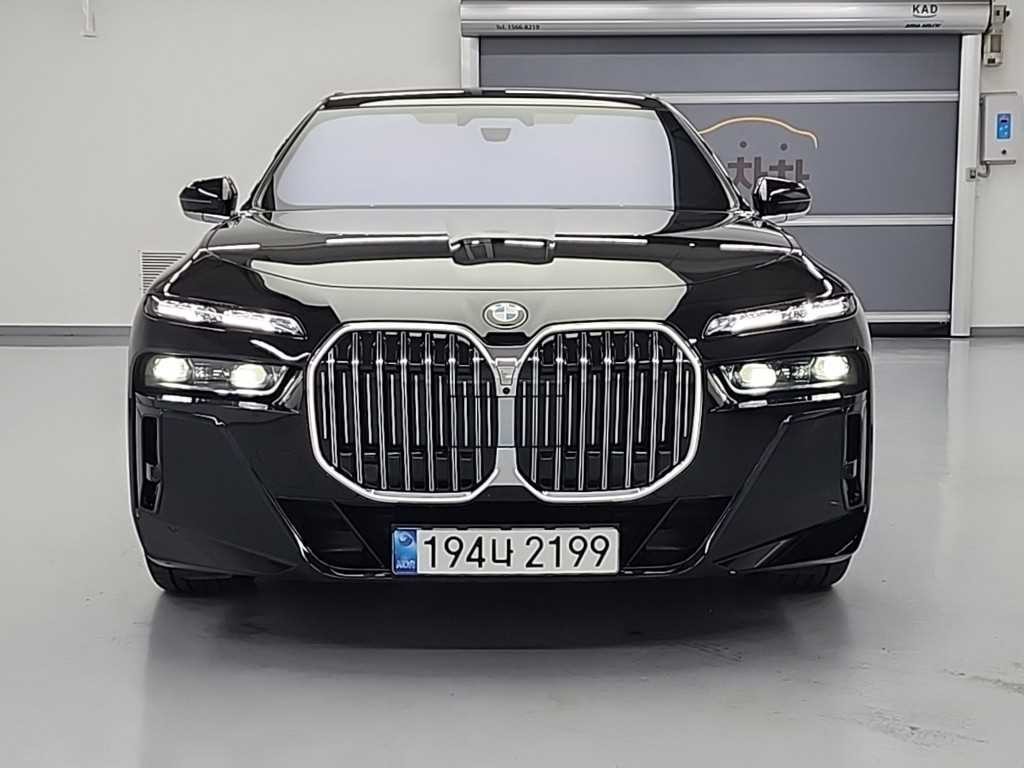 BMW 7시리즈 7시리즈 (G70) 740i xDrive M 스포츠 이미지 1