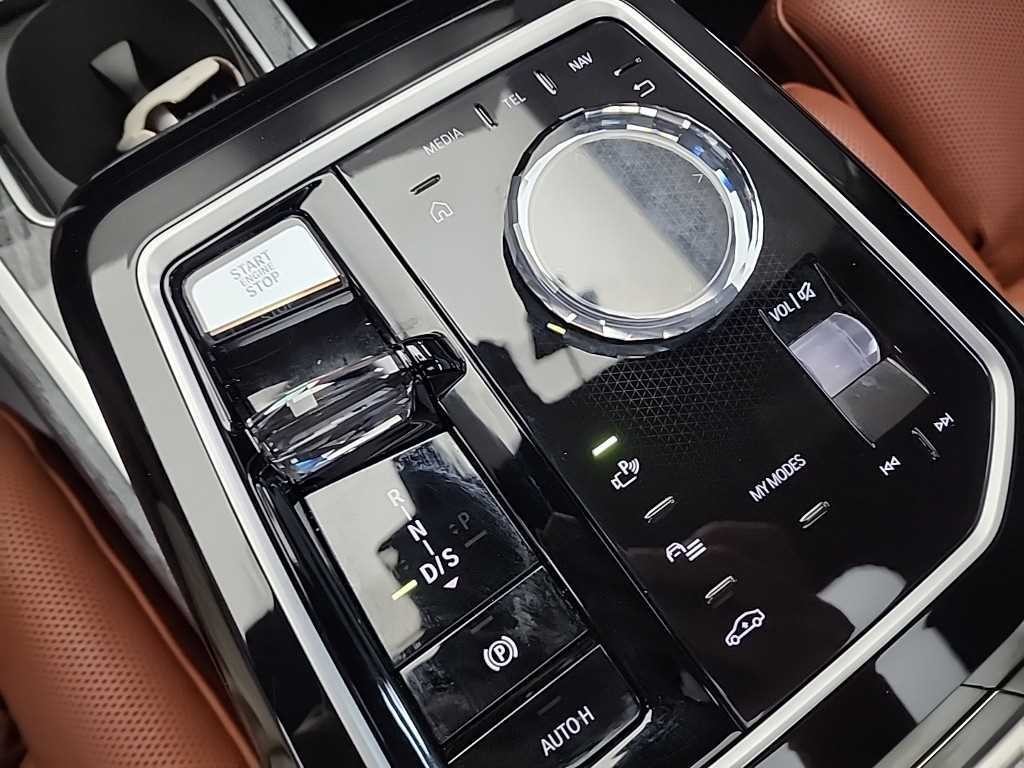 BMW 7시리즈 7시리즈 (G70) 740i xDrive M 스포츠 이미지 8