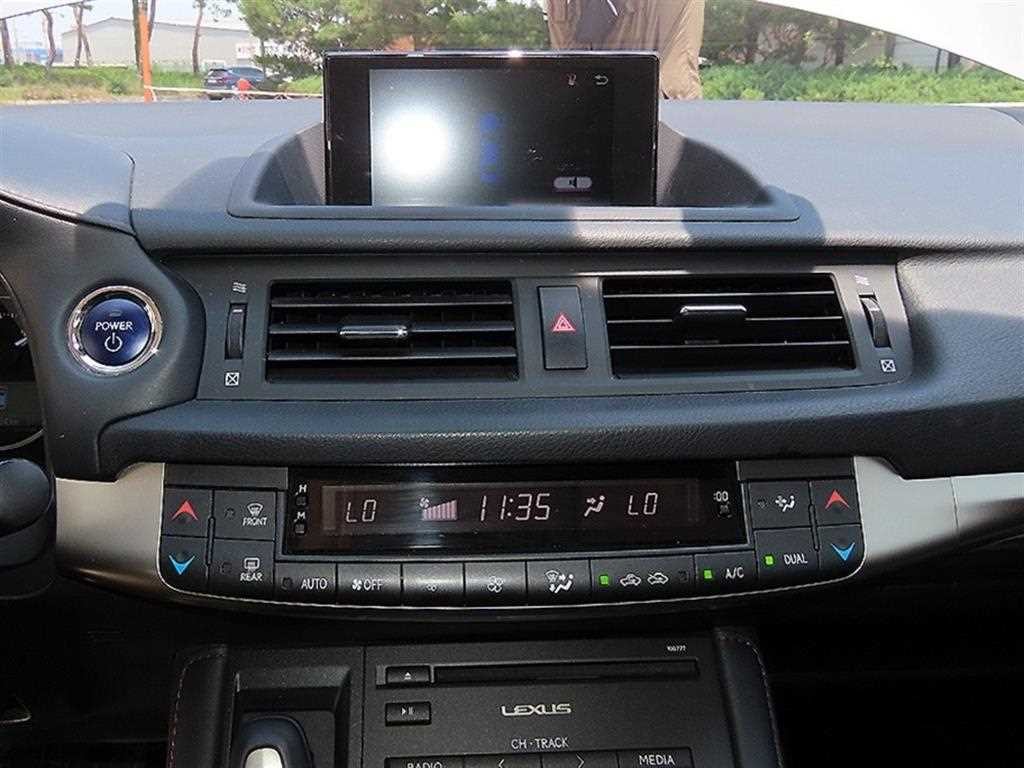 렉서스 CT 뉴CT CT200H 슈프림 이미지 12