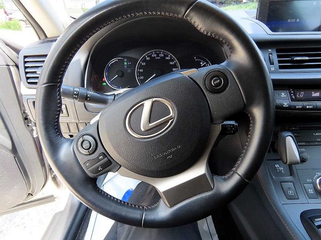 렉서스 CT 뉴CT CT200H 슈프림 이미지 8