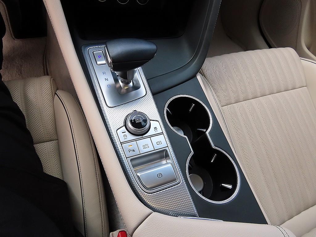 제네시스 G70 더 뉴 G70 가솔린 2.0T 2WD 이미지 10