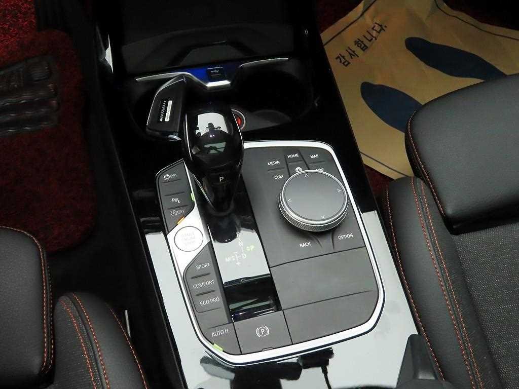 BMW 1시리즈 1시리즈 (F40) 118d 조이 이미지 10