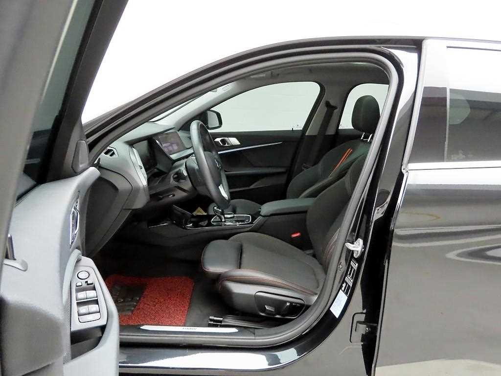 BMW 1시리즈 1시리즈 (F40) 118d 조이 이미지 11