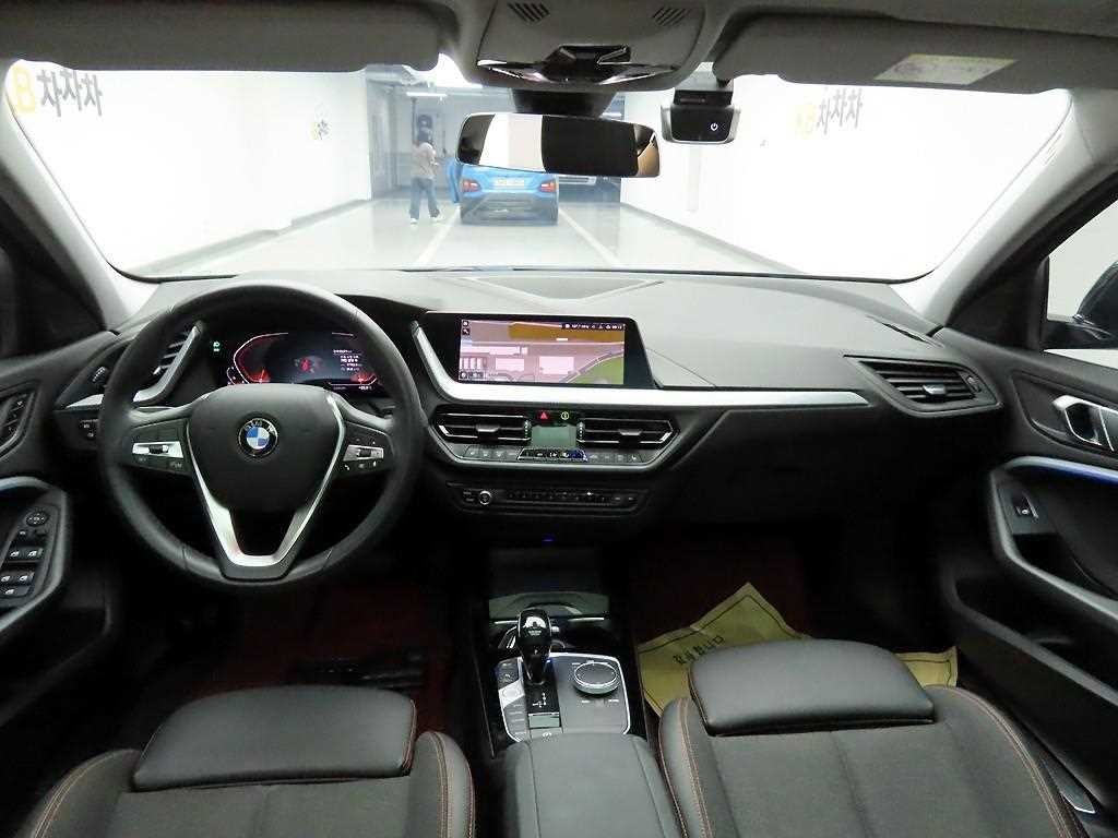 BMW 1시리즈 1시리즈 (F40) 118d 조이 이미지 6