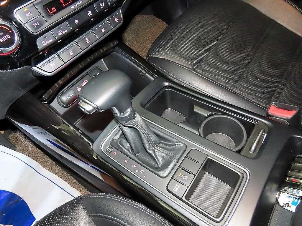 기아 쏘렌토 더 뉴 쏘렌토 디젤 2.2 2WD 프레스티지 이미지 12