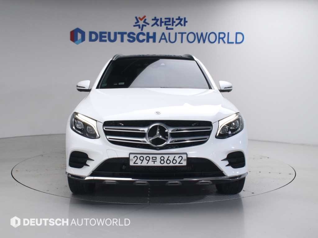 벤츠 GLC 클래스 GLC클래스 X253 GLC 350 e 4MATIC AMG LINE 이미지 3