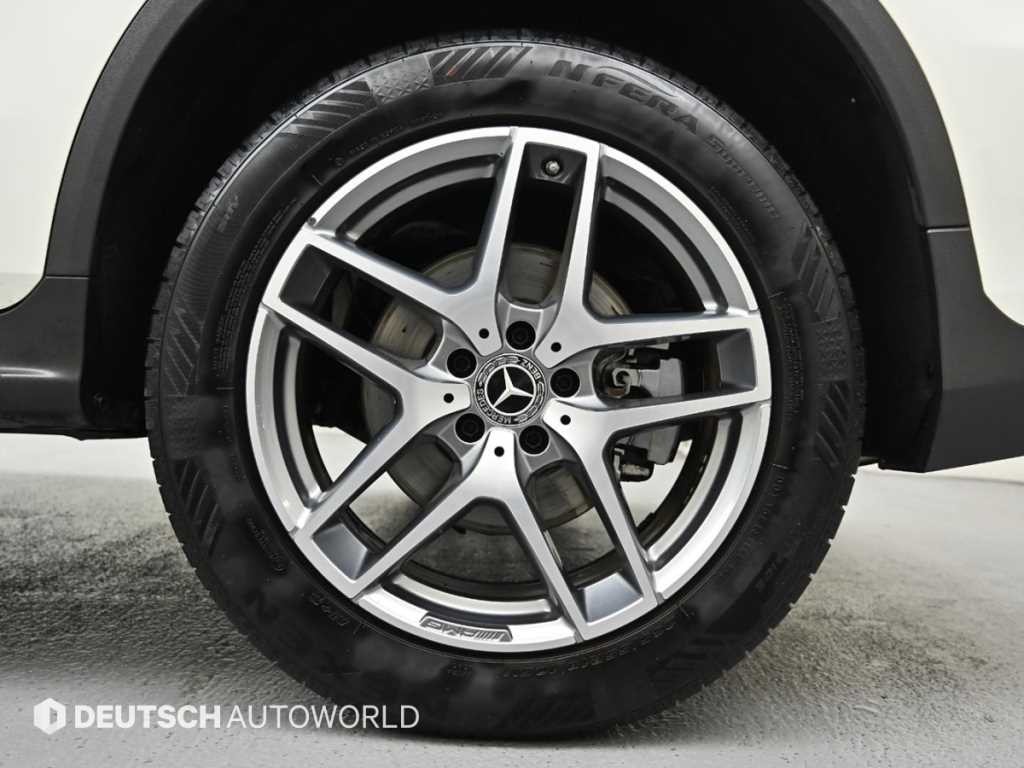 벤츠 GLC 클래스 GLC클래스 X253 GLC 350 e 4MATIC AMG LINE 이미지 5