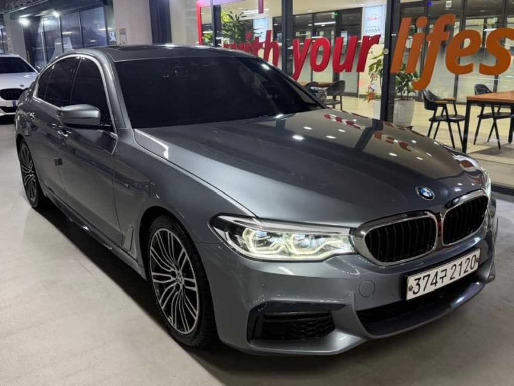 BMW 5시리즈 5시리즈 (G30) 530i M 스포츠 플러스 이미지 1