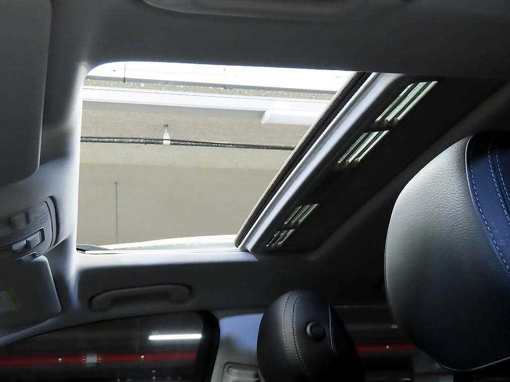 벤츠 GLE 클래스 GLE 클래스 W166 GLE 350 d 4MATIC 이미지 16