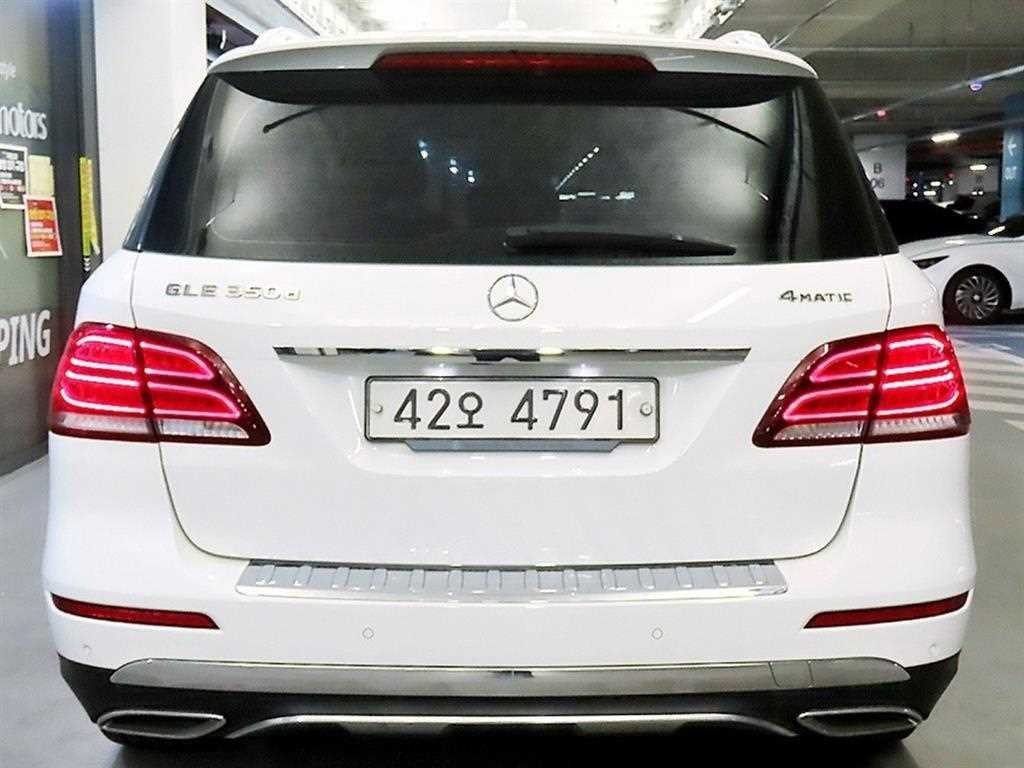 벤츠 GLE 클래스 GLE 클래스 W166 GLE 350 d 4MATIC 이미지 5
