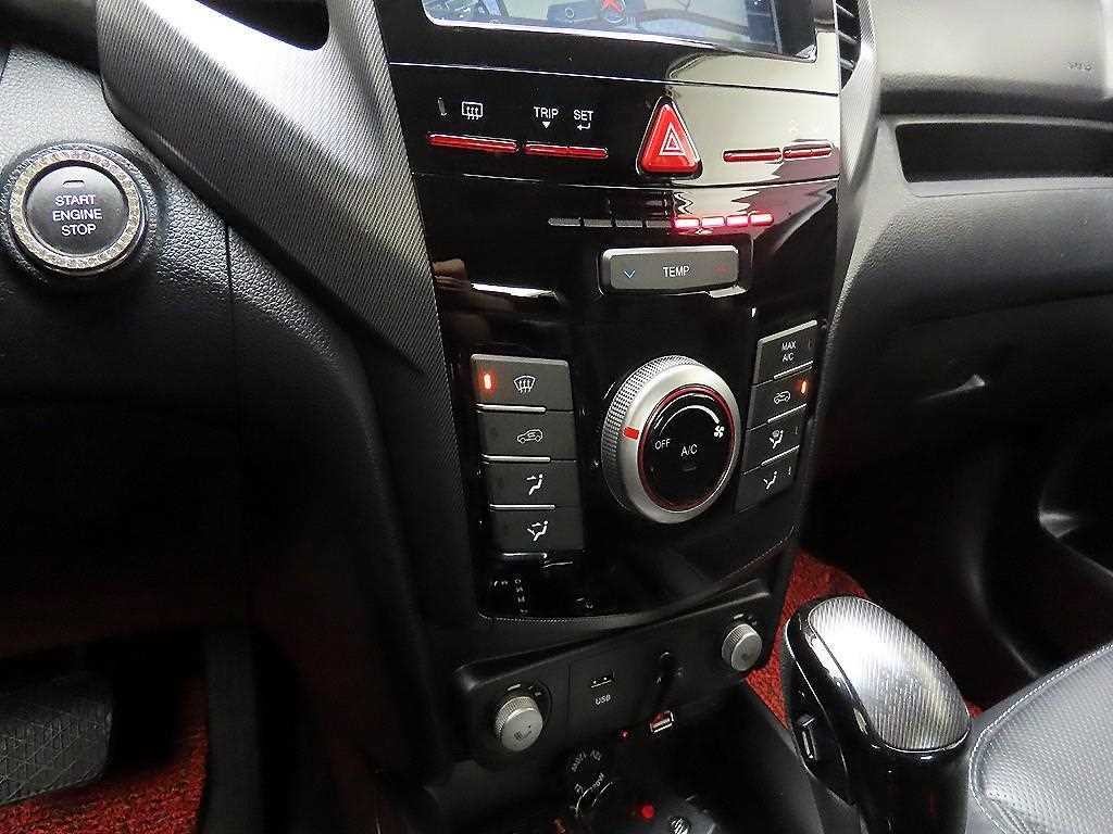 KG모빌리티(쌍용) 티볼리 가솔린 2WD 1.6 LX 최고급형 이미지 16