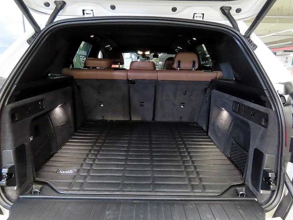 BMW X5 X5 (G05) M50i 이미지 16