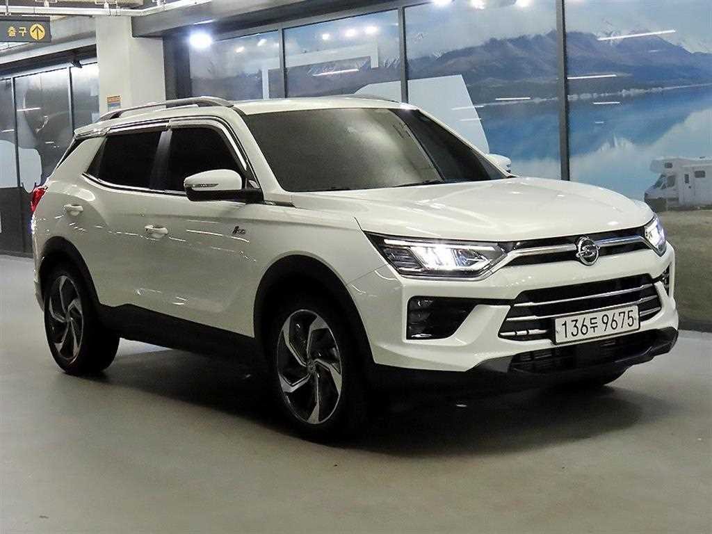 KG모빌리티(쌍용) 코란도 뷰티풀코란도 4WD 가솔린 1.5 C5 플러스 이미지 1
