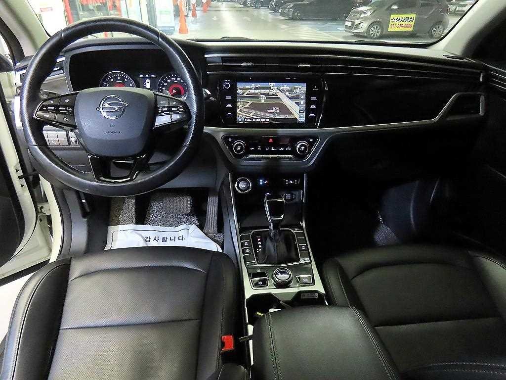 KG모빌리티(쌍용) 코란도 뷰티풀코란도 4WD 가솔린 1.5 C5 플러스 이미지 10