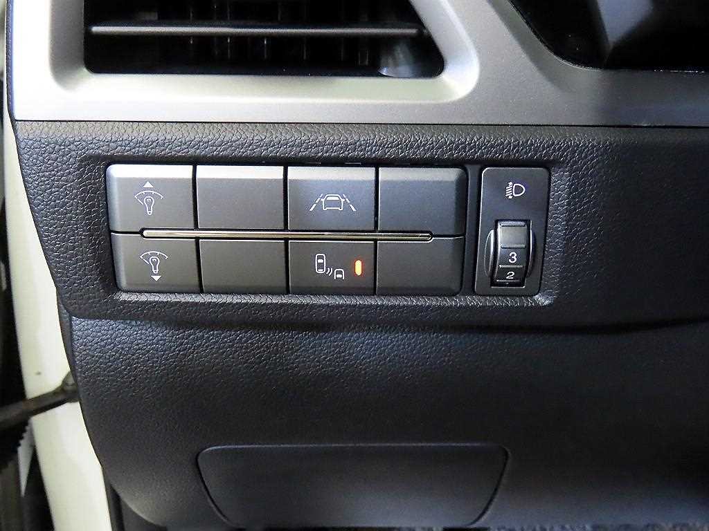 KG모빌리티(쌍용) 코란도 뷰티풀코란도 4WD 가솔린 1.5 C5 플러스 이미지 13