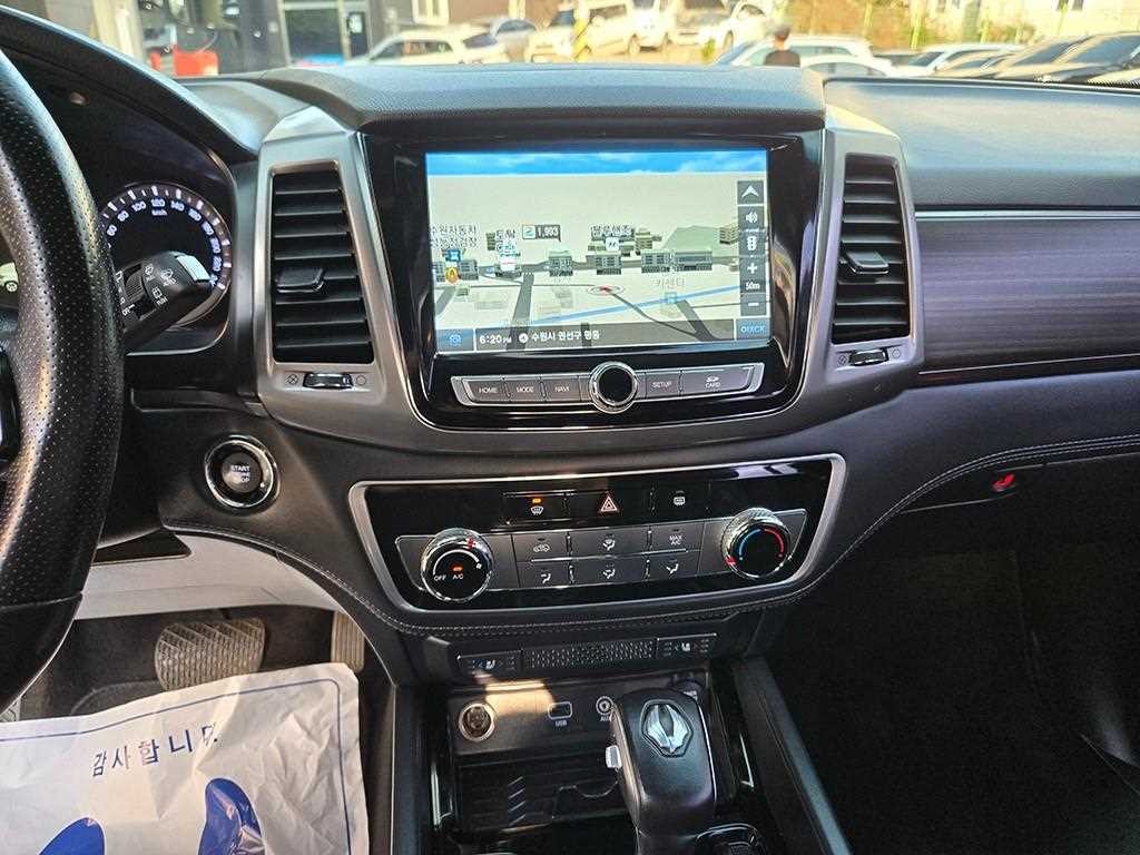 KG모빌리티(쌍용) 렉스턴 G4렉스턴 디젤 2.2 2WD 유라시아 에디션 이미지 10