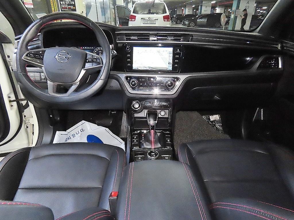 KG모빌리티(쌍용) 코란도 뷰티풀코란도 2WD 가솔린 1.5 R-플러스 이미지 10
