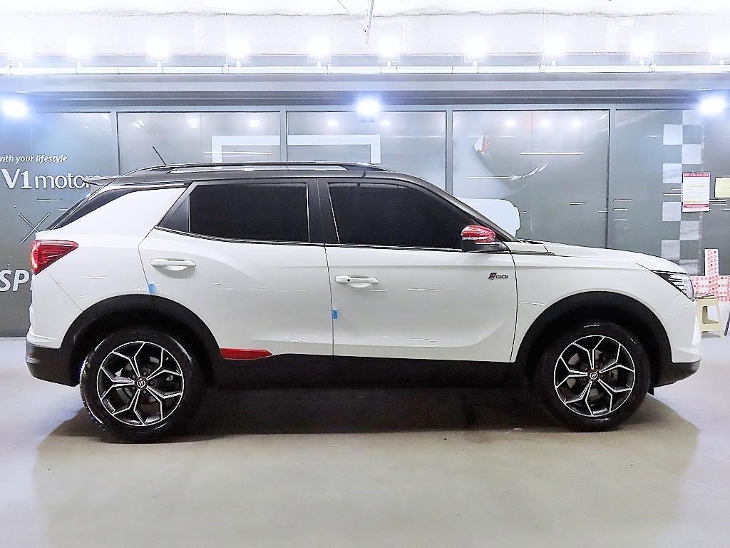 KG모빌리티(쌍용) 코란도 뷰티풀코란도 2WD 가솔린 1.5 R-플러스 이미지 3