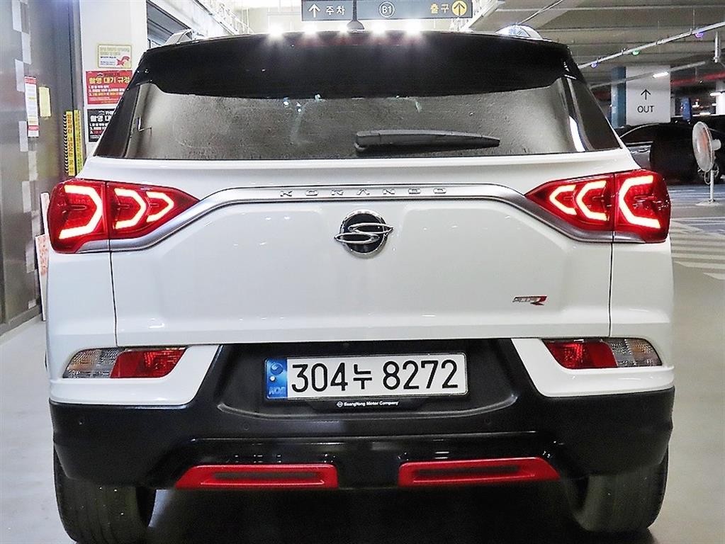KG모빌리티(쌍용) 코란도 뷰티풀코란도 2WD 가솔린 1.5 R-플러스 이미지 5