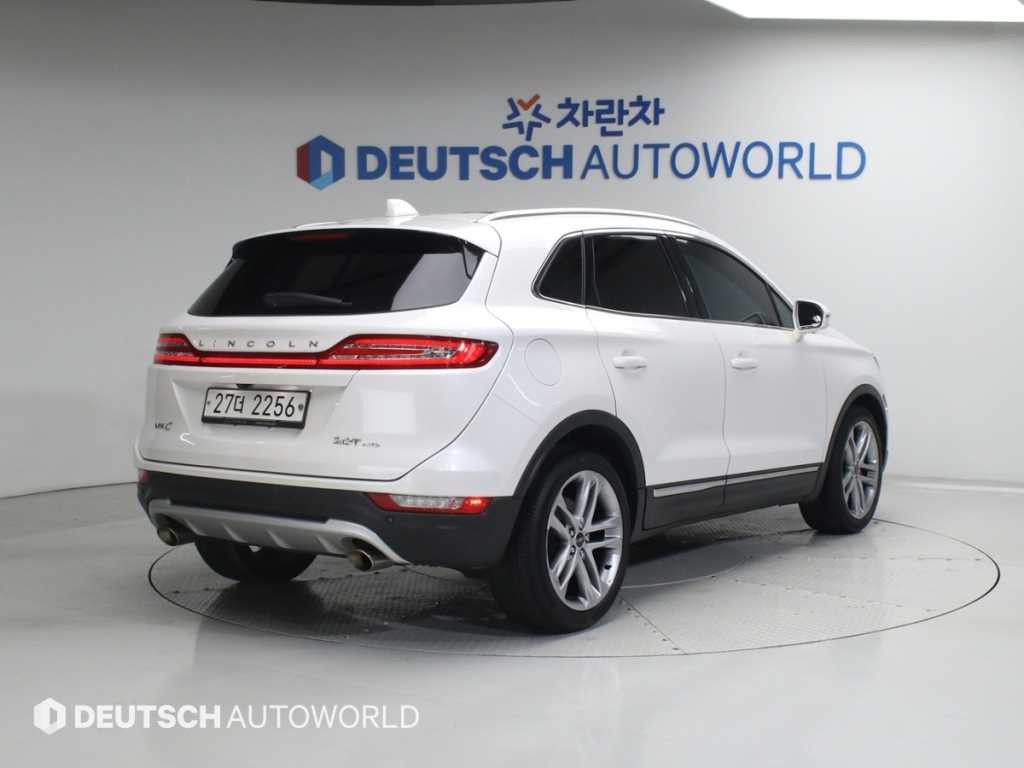 링컨 MKC 2.0 AWD 이미지 2