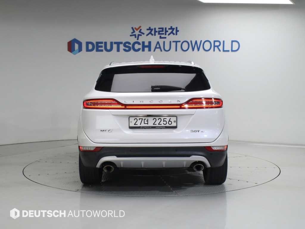 링컨 MKC 2.0 AWD 이미지 4