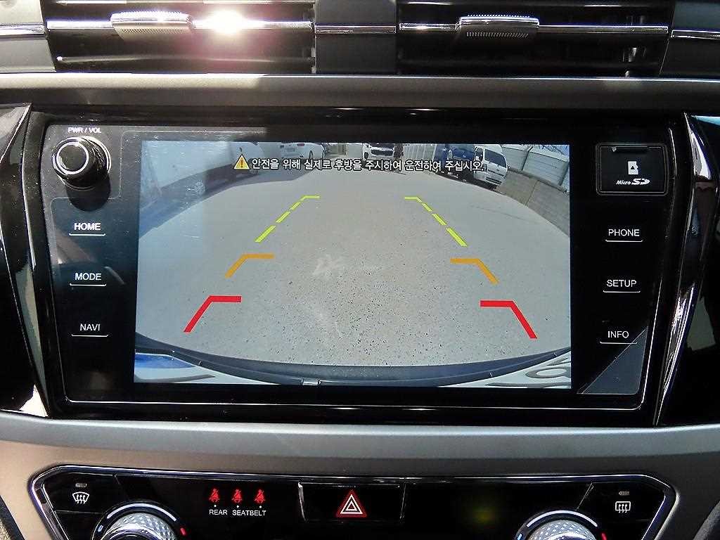 KG모빌리티(쌍용) 코란도 뷰티풀코란도 4WD 가솔린 1.5 C7 이미지 14