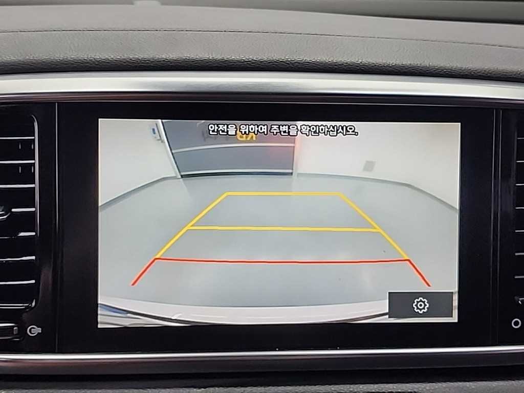기아 스포티지 스포티지 더 볼드 2.0 디젤 2WD 시그니처 이미지 17