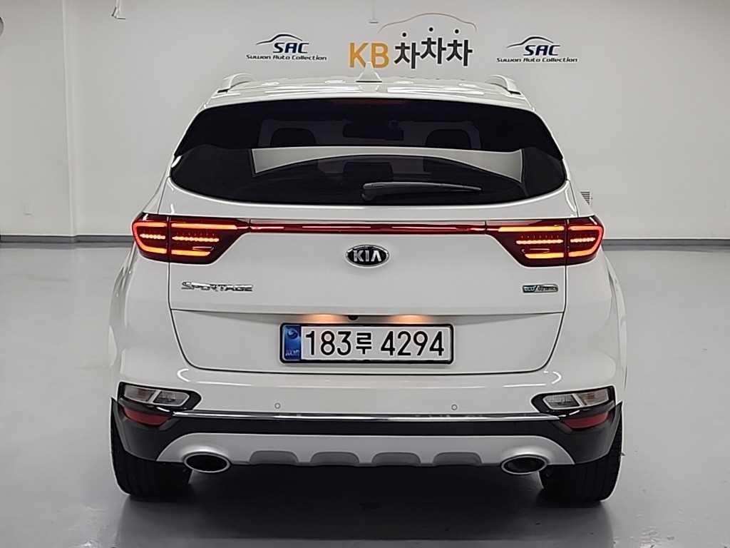 기아 스포티지 스포티지 더 볼드 2.0 디젤 2WD 시그니처 이미지 3
