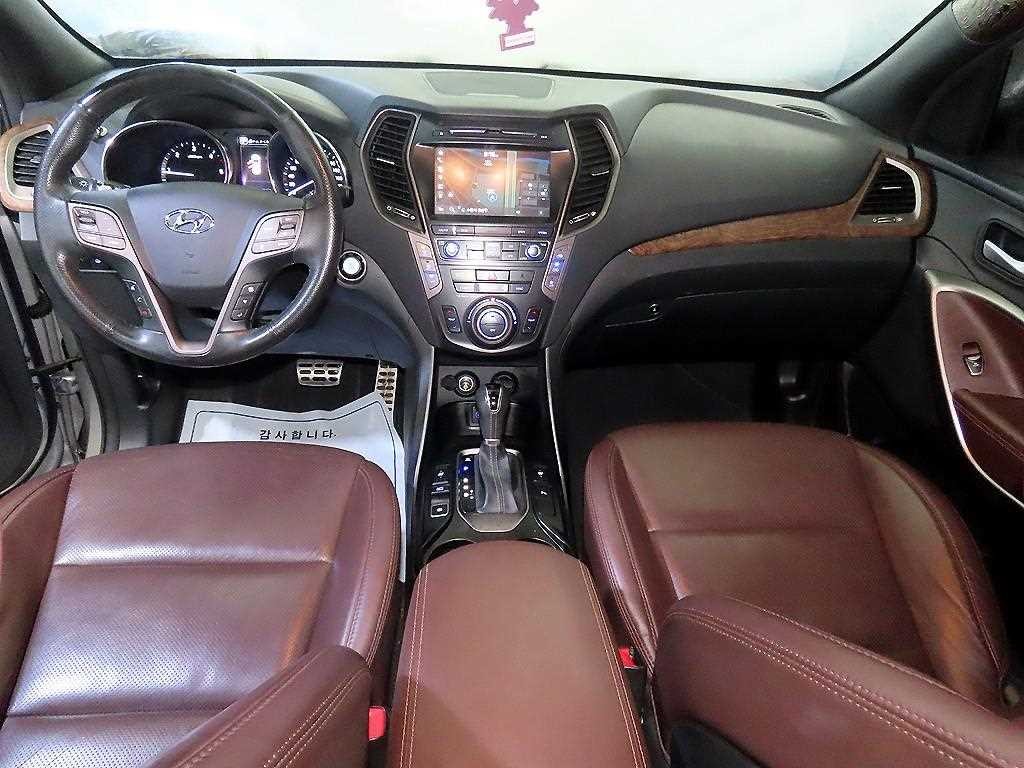 현대 맥스크루즈 더뉴맥스크루즈 E-VGT R2.2 4WD 파이니스트에디션 이미지 10